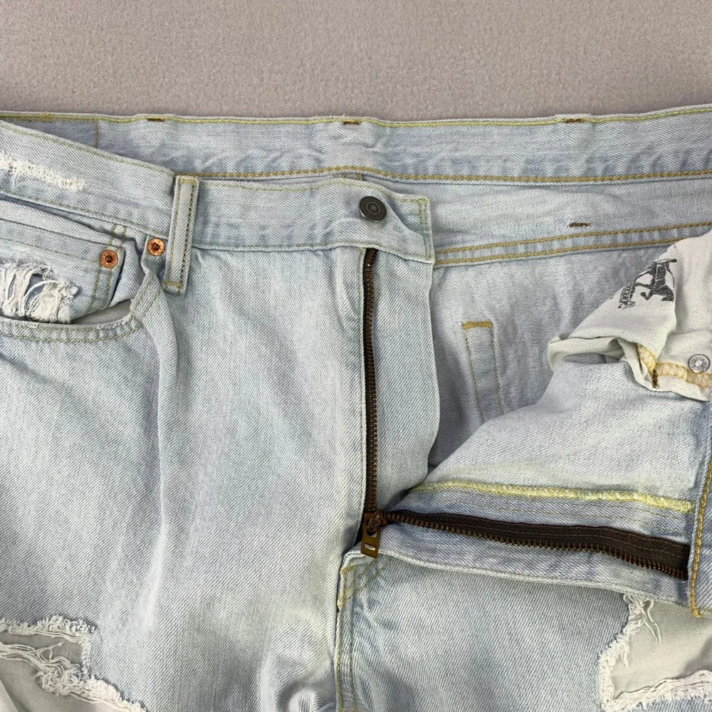 Levis measurements waist